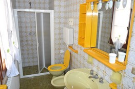 40_9 bagno piccolo.jpg